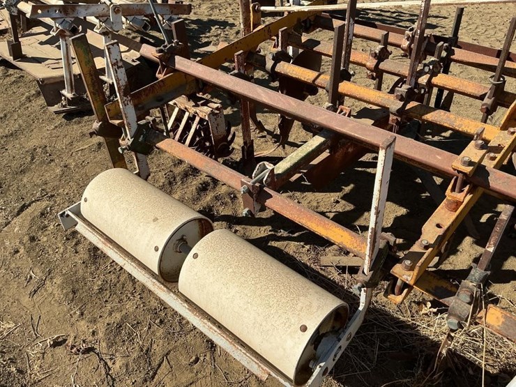 johnson-3-pt-3-row-60"-cultivator-image-11