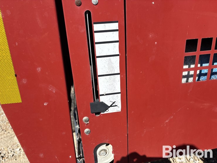 2012-case-ih-premium-rb564-round-baler-image-13