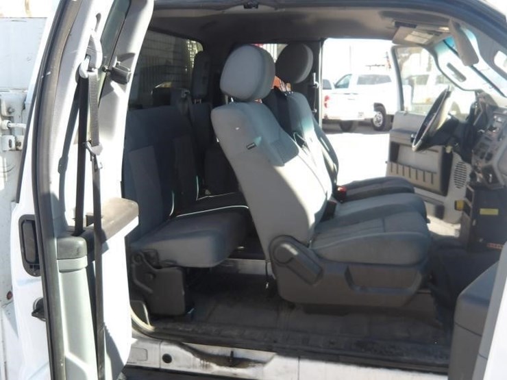 2015-ford-f450-xlt-image-25
