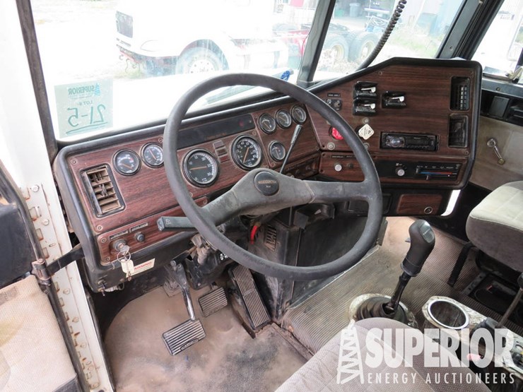 1998-freightliner-fld-conventional-16-cu-yd-t/a-dump-truck-image-9