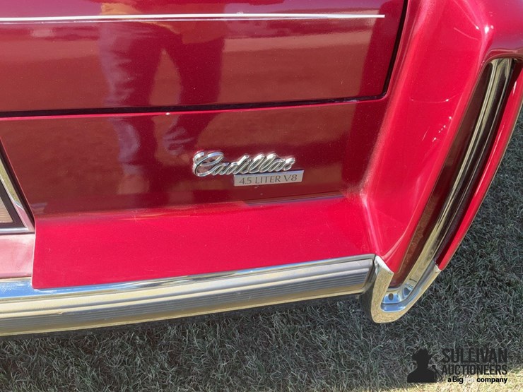 1989-cadillac-sedan-deville-car-image-17
