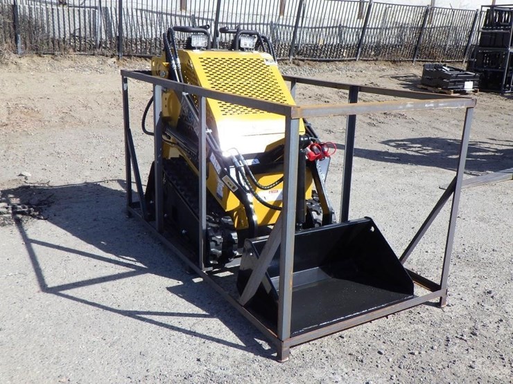 2026-agt-mx-crt23-skid-steer-loader-image-2