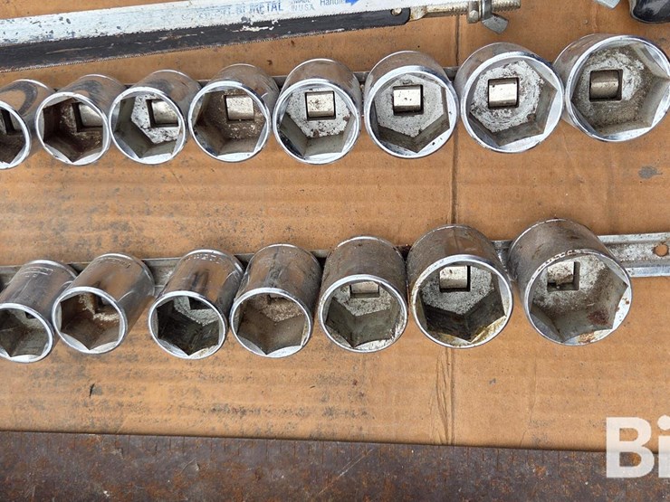 pallet-of-misc-tools-image-16
