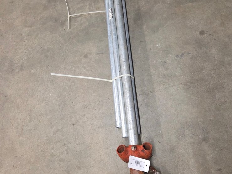 #90-•-rigid-chain-pipe-vice-with-stand-image-1