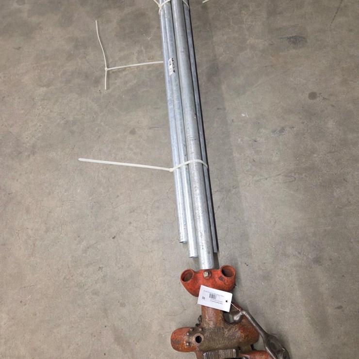 #90 • Rigid chain pipe vice with stand
