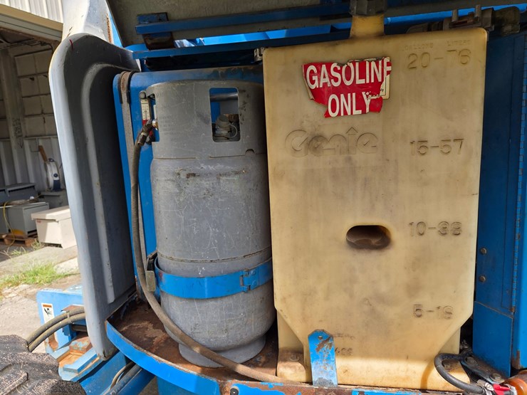 #10-•-genie-lift-boom-4x4-/-3952-hours-/-model:-z60/34-image-27