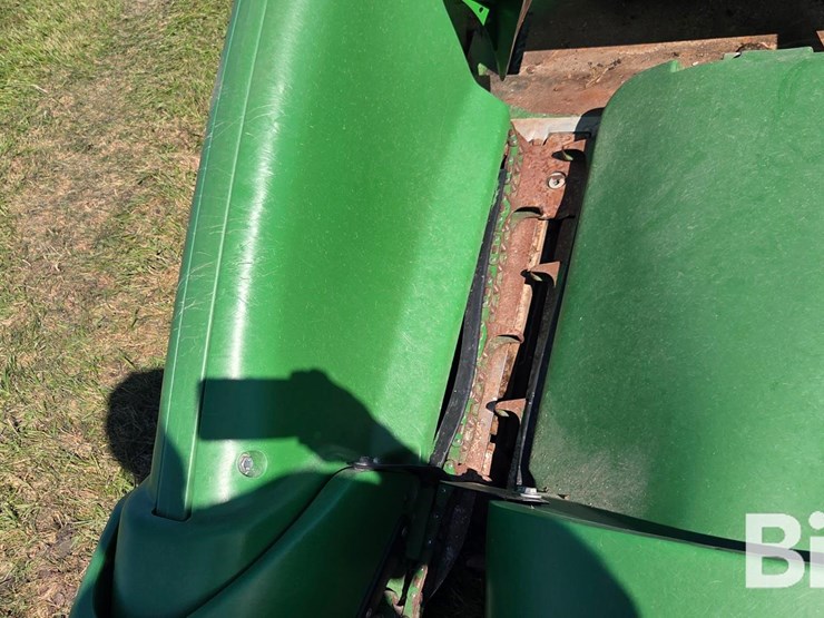 2014-john-deere-608c-corn-head-image-20