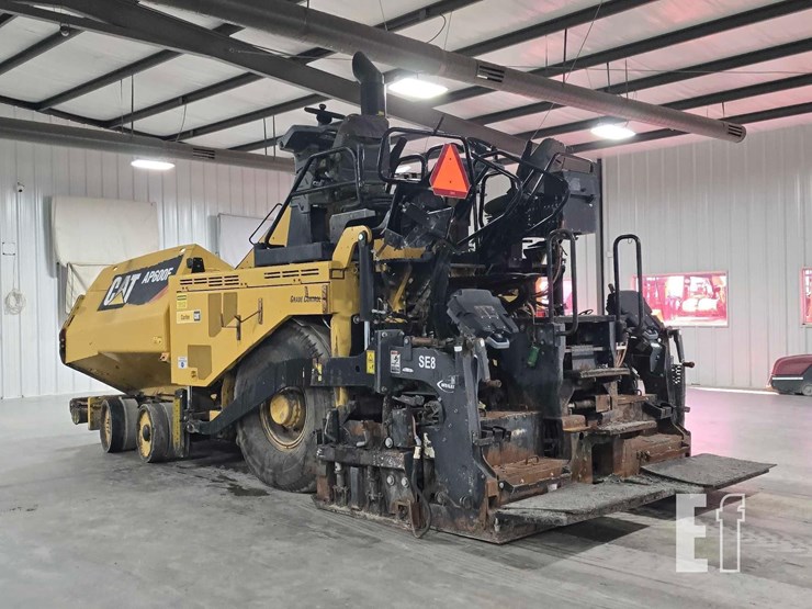 2016-caterpillar-ap-600f-image-4