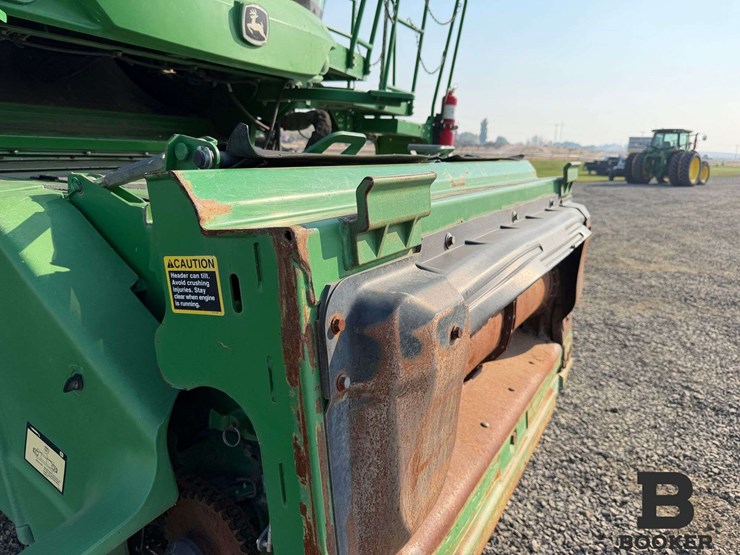 2012-john-deere-s670-combine-image-12