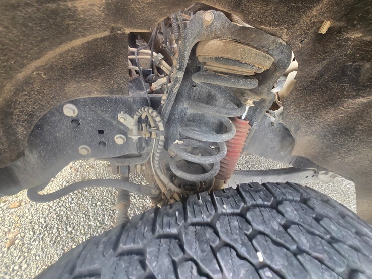 2021-ford-f350-image-66