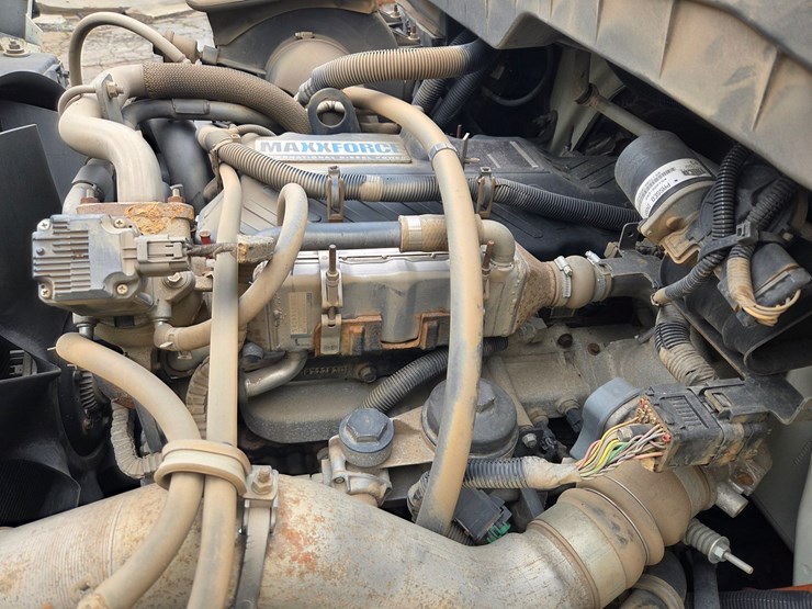 #3-•-2008-international-4300-truck---2008-international-flat-bed-truck-/-vin:-1htmmaal68h651072-/-64,362-miles-image-34