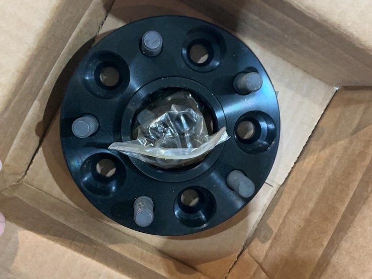 2016-jeep-5-bolt-wheel-spacers-image-10