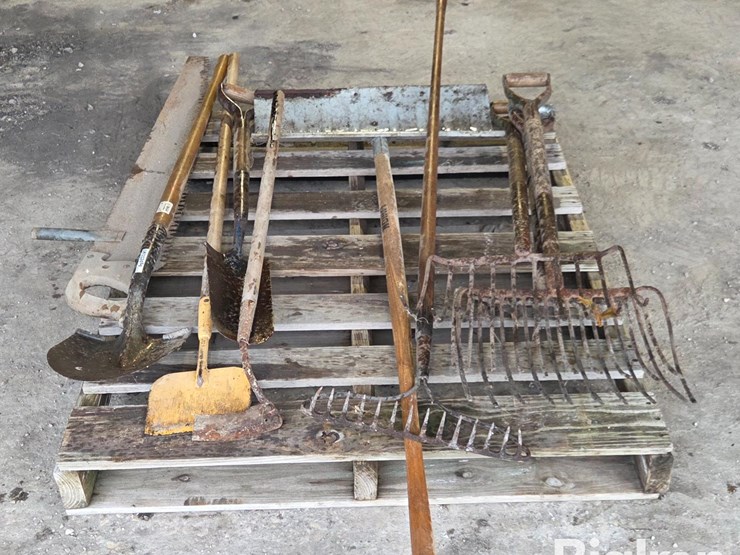 hand-&-yard-tools-image-2