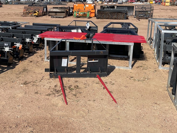 #4114-•-landhonor-skid-steer-bale-spear-attachment-image-13