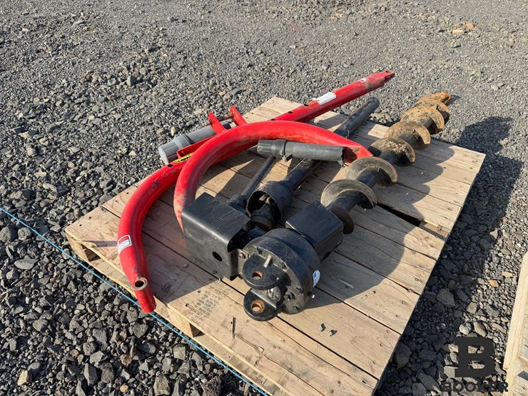 speeco-fieldmaster-post-hole-digger-image-1