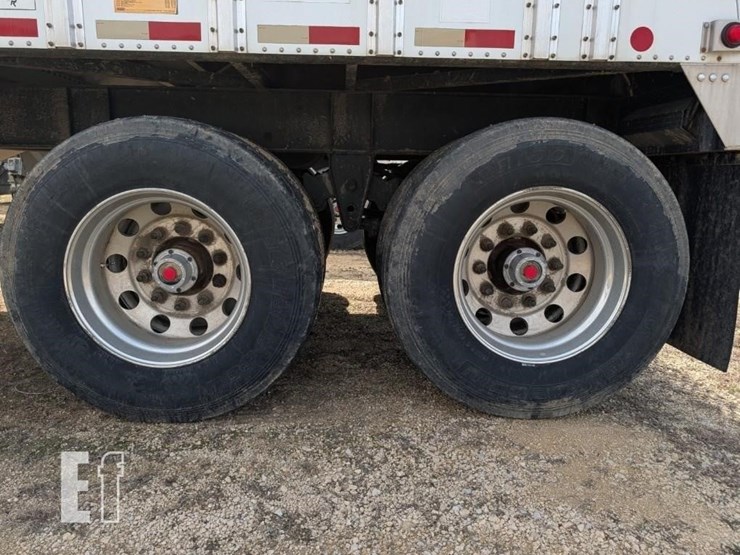 2015-merritt-grain-hopper-image-5