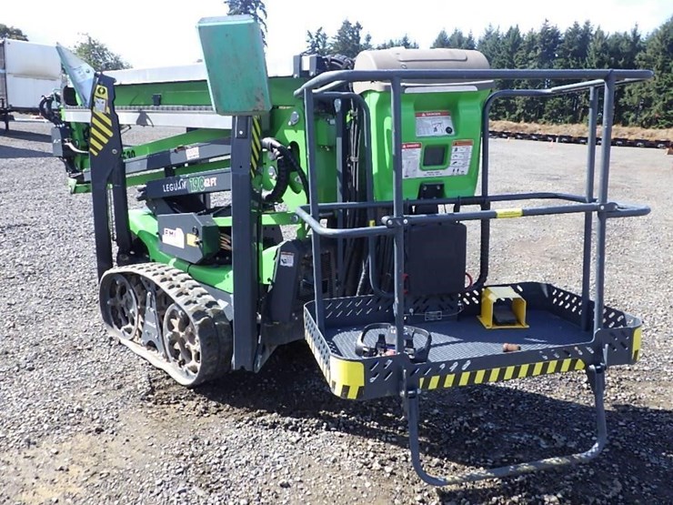 2021-leguan-190-56'-articulating-spider-lift-image-3