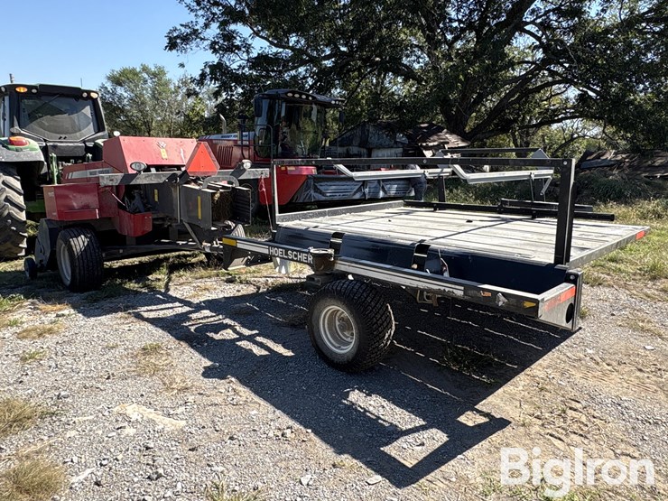 massey-ferguson-hesston-1840-small-square-baler-&-hoelscher-accumulator-image-5