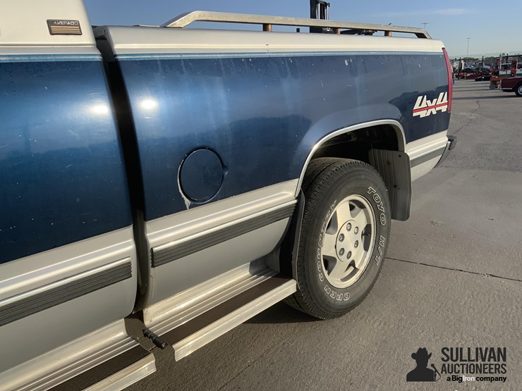 1993-chevrolet-silverado-gmt-400-k1500-4x4-extended-cab-pickup-image-19