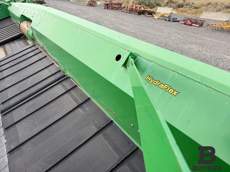 2017-john-deere-635fd-draper-header-image-18