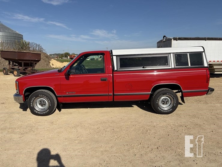 1998-chevrolet-silverado-1500-image-2