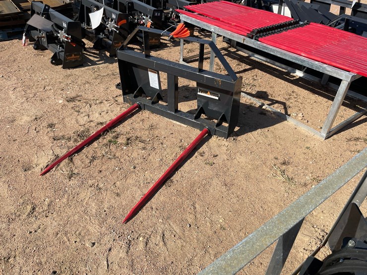 #4106-•-landhonor-bale-spear-frame-attachment-image-2