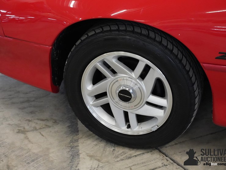run-#57---1994-chevrolet-camaro-z28-convertible-image-14