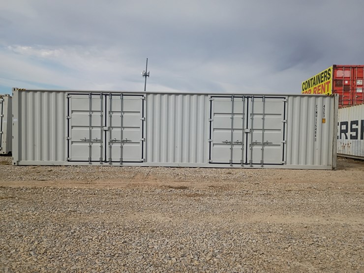 #l111-000-•-40ft-container-[damaged]-image-1