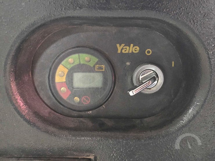 2010-yale-mpb040e-image-13