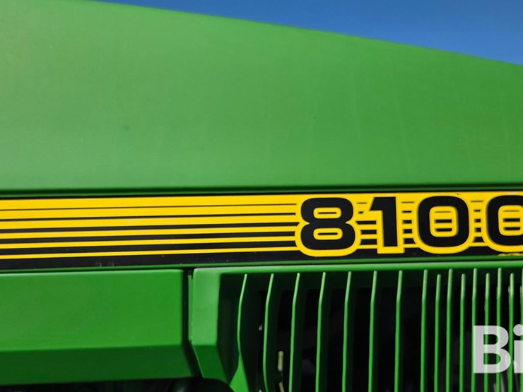 1995-john-deere-8100-mfwd-tractor-image-13