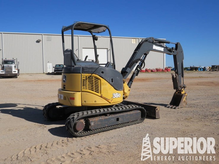 2012-john-deere-35d-compact-track-mini-excavator-image-4