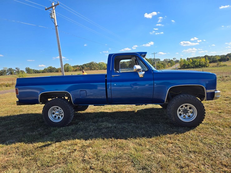 #25276-•-1986-gmc-k2500-pickup-truck-image-17