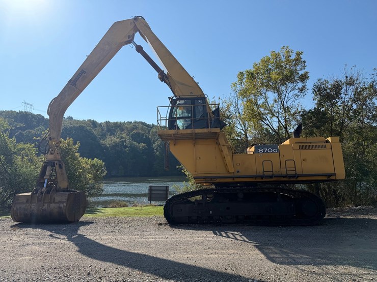 #4098-•-2015-john-deere-870g-lc-excavator-image-2
