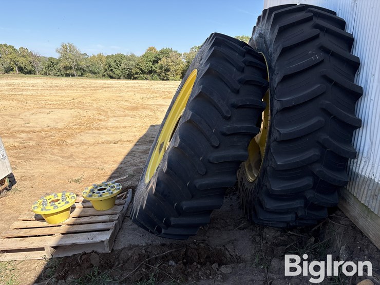 john-deere-6155-dual-tires-image-8