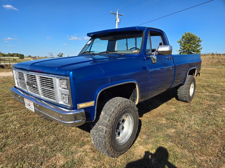 #25276-•-1986-gmc-k2500-pickup-truck-image-2