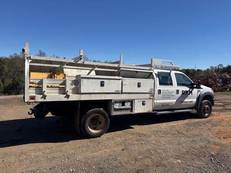 2016-ford-f550-image-7