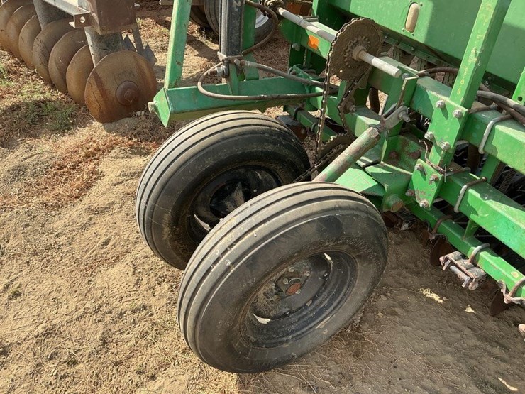great-plains-3pd20-20'-3-pt-grain-drill-image-17