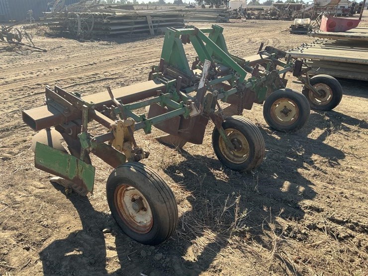 custom-3-pt-3-row-60"-bed-ripper-image-4