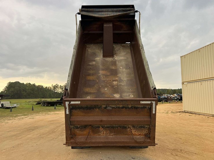 2007-international-7400-tandem-axle-dump-truck-(181,761-miles)-image-45