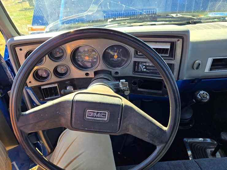 #25276-•-1986-gmc-k2500-pickup-truck-image-42