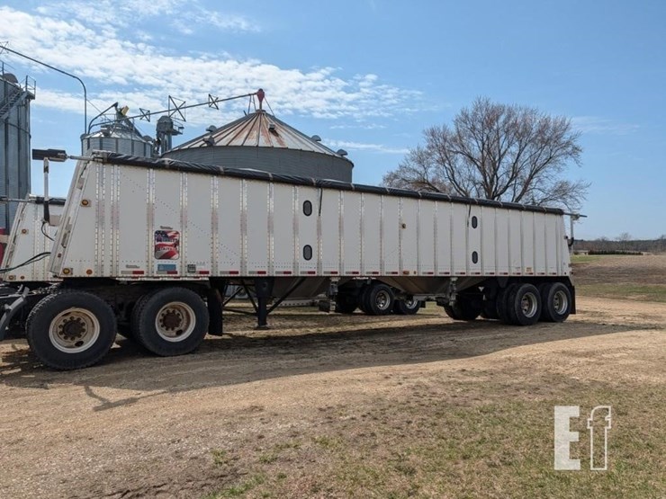 2015-merritt-grain-hopper-image-2