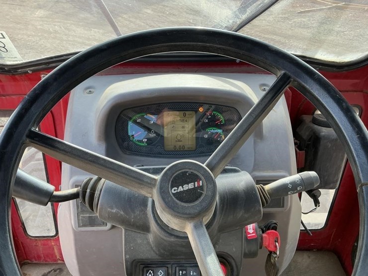case-ih-120c-tractor,-mfwd,-1-owner-image-24