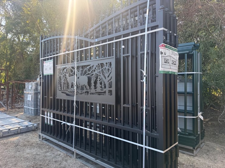 #5119-•-7ft(h)x-20ft(l)-metal-farm-driveway-gate-image-2