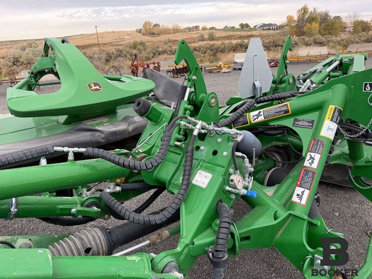 john-deere-front/rear-moco-combo-mower-image-13