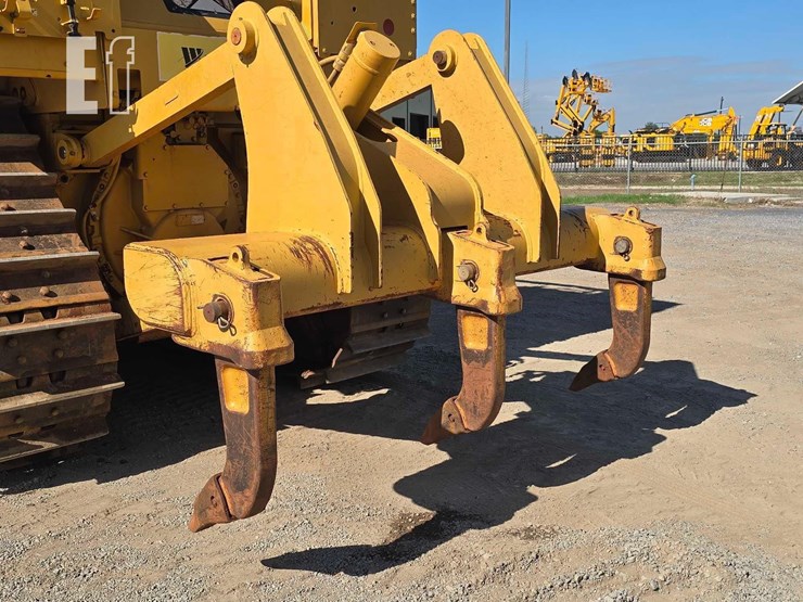 2016-caterpillar-d6t-xl-image-23