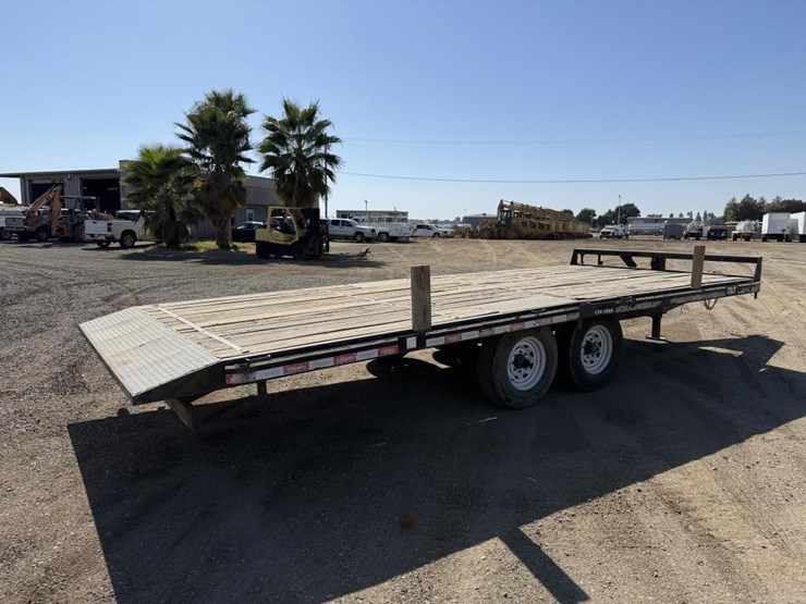 2020-econoline-bb0721te-tilt-deck-trailer-image-3
