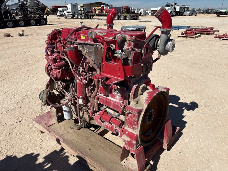 cat-c18-diesel-engine-image-2