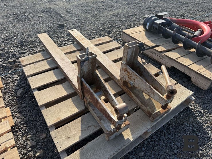 clamp-on-pallet-forks-image-3