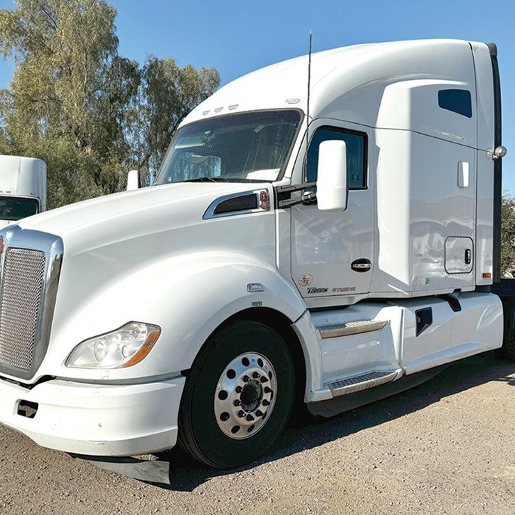 2018 KENWORTH T-680