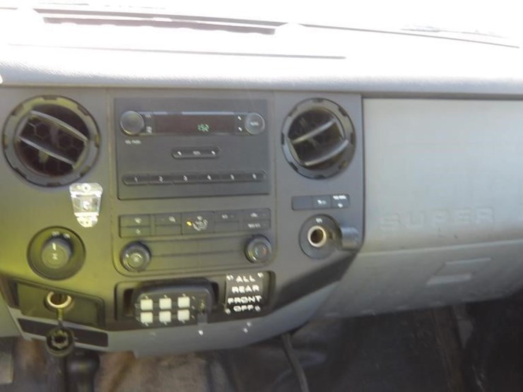 2011-ford-f250-image-22